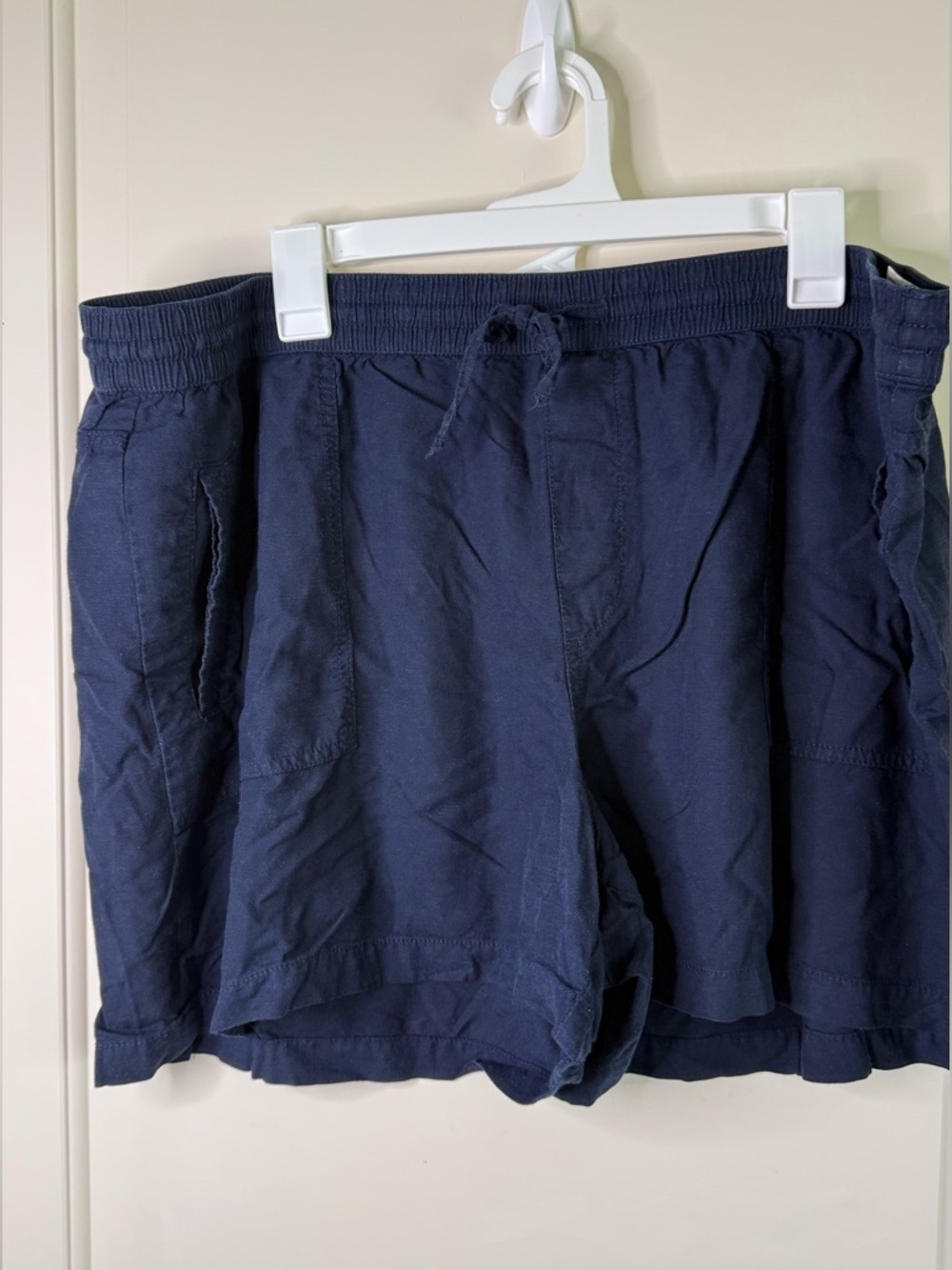 Maurice’s 22W Navy Blue shorts